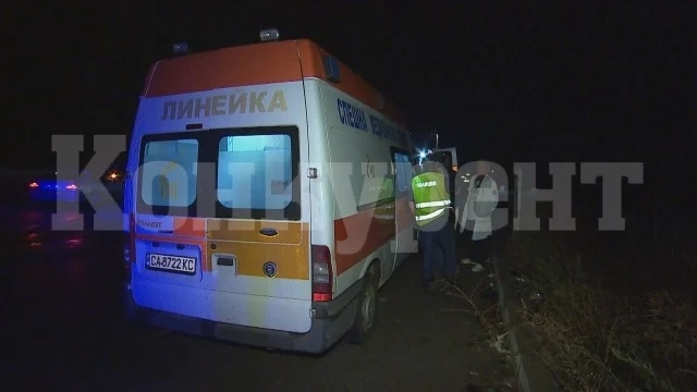 Зверска катастрофа между два влекача на Е-79 прати турчин в болницата