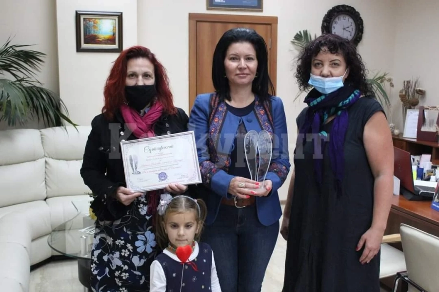 Маринела Николова стана носител на годишната награда „Ангел на благодарността”