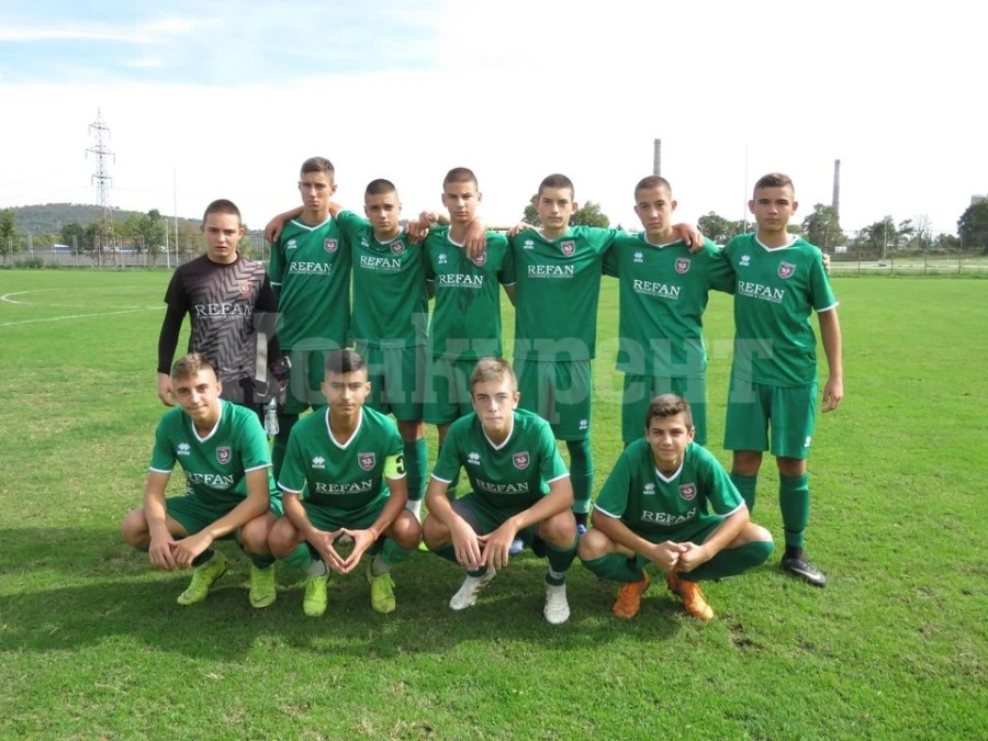 Автогол сложи край на серията на U15