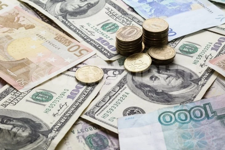 Goldman Sachs: Купувайте евро! Доларът се срива заради Байдън и ваксината за К-19