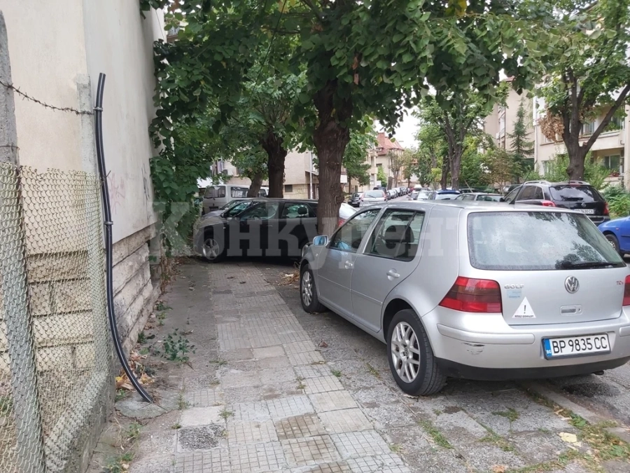Да паркираш по врачански СНИМКИ
