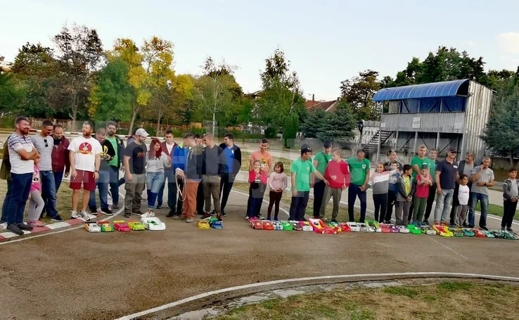 Излъчиха призьори на писта \