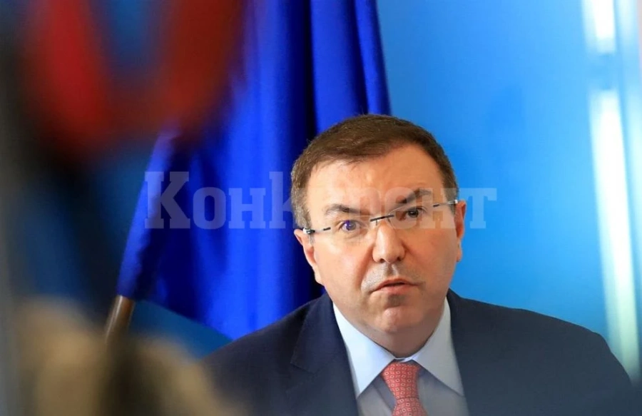 Ангелов: Здравната система е обезпечена срещу COVID-19 за 6 месеца напред
