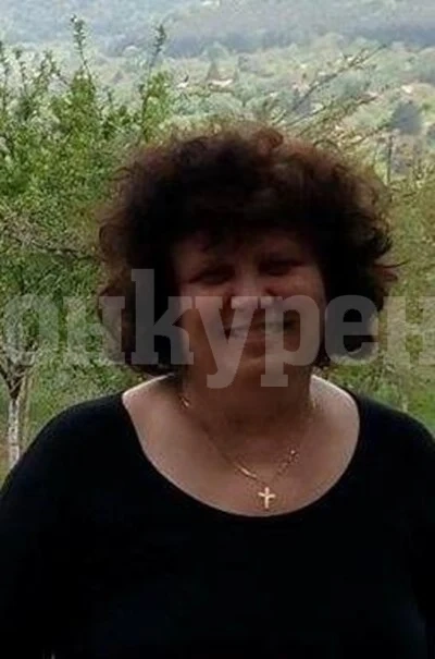 Клас отказа да учи присъствено заради починала от COVID учителка в Търговище