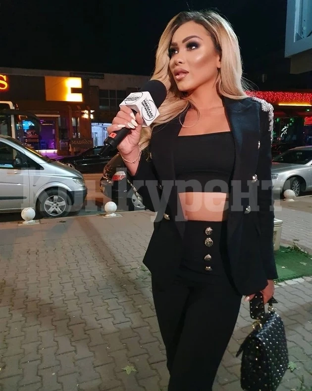 Плеймейтката Нора Недкова стана репортер, фъфли с говорни дефекти
