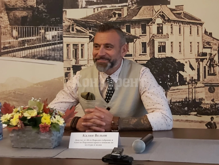 Калин Вельов: Работя по музикални проекти в свободното си време от парламента