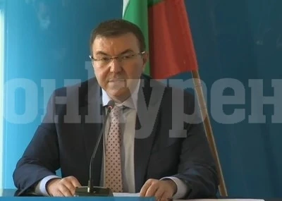 Министър Ангелов: Навлизаме в доста сериозна фаза от епидемията (На живо)