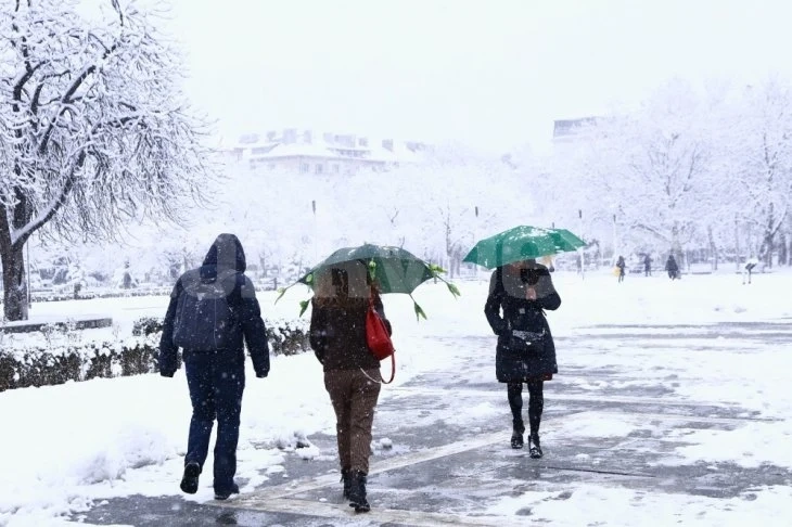 AccuWeather бие тревога: Люти зимни бури идат към Европа и Балканите