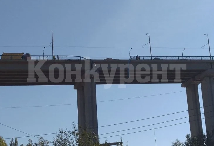 Най-черната вест дойде от Варна след кошмарния инцидент с камион на Аспаруховия мост СНИМКИ