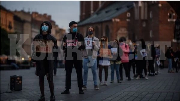 Без аборти в Полша, дори при увреждане на зародиша