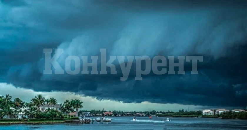 Тропическа буря Зета се образува в Карибско море (Видео)