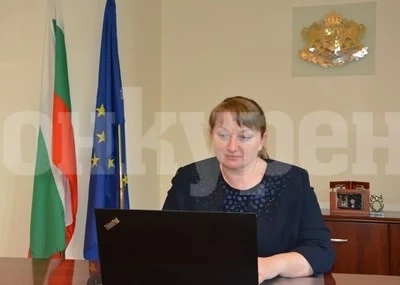 Сачева: Занимаваме се с проблемите на хората, затова не подадохме оставка