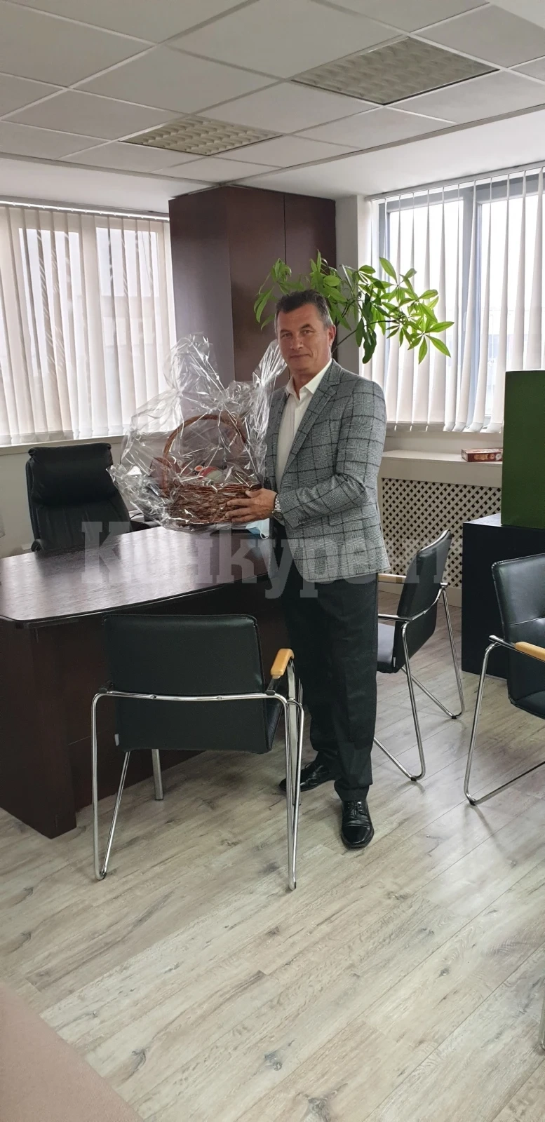 Общинската администрация на Бяла Слатина поздрави кмета инж. Иво Цветков по повод рождения му ден