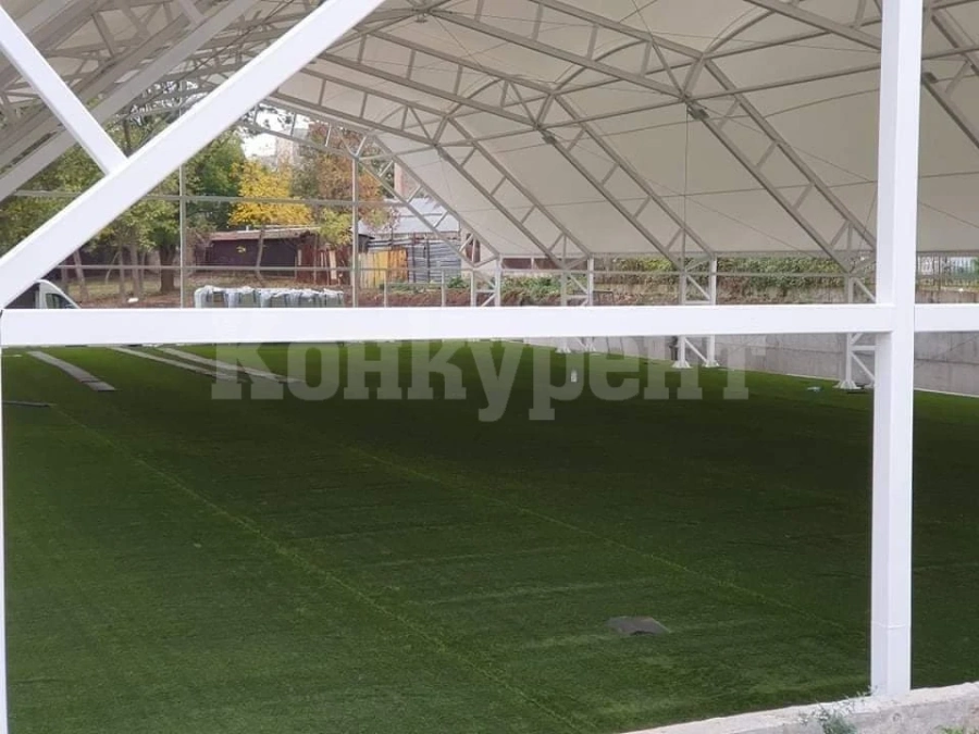 Каменов показа новото спортно бижу на на Враца СНИМКИ