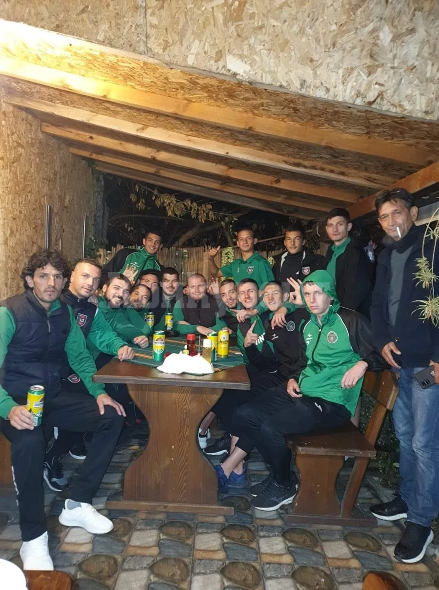 Ботев 2 громи Локо /Др/ с 6:3, остава сред лидерите на върха