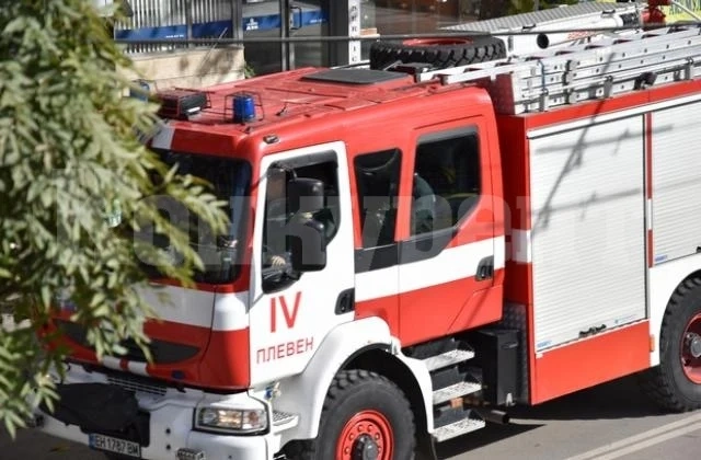 Незагасен фас подпали офис на ул. „Витошка“ във Видин