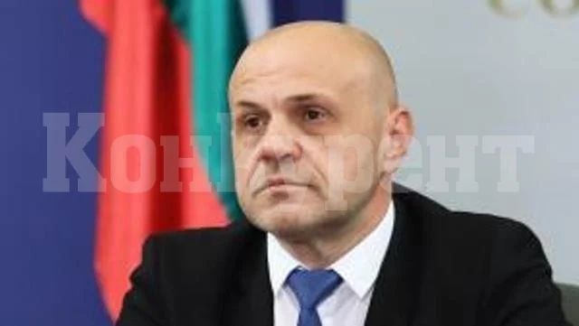 Томислав Дончев: Каква полза от въвеждането на още и по-строги мерки, ако не се спазват и те