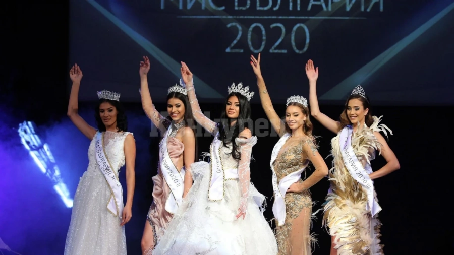 Съдийка взе титла от Мис България