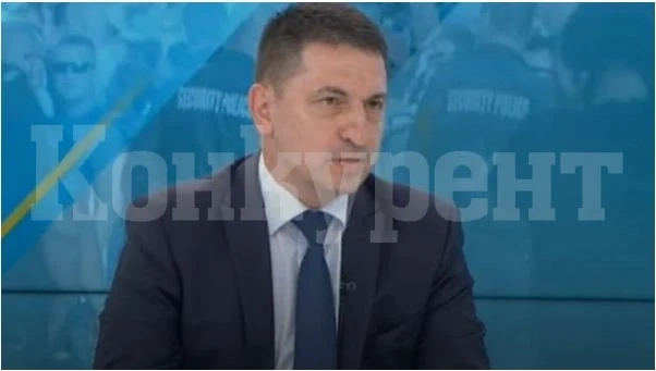 Вътрешният министър: Няма да глобяваме пенсионери, защото са отишли да пазаруват