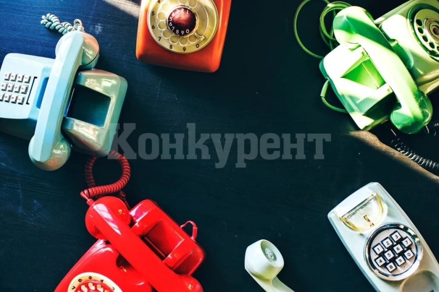 Разказват приказки по телефона на деца в Мездра