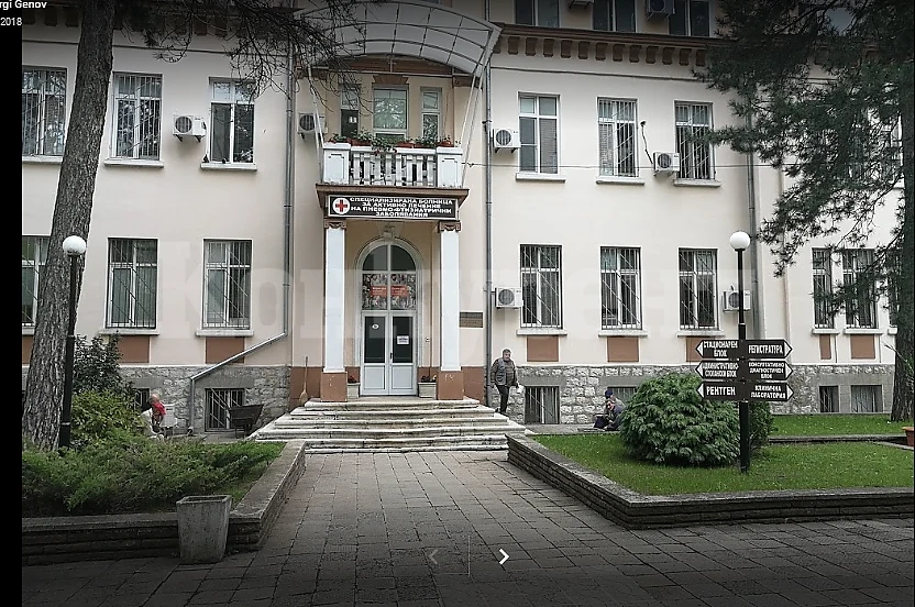Положението в Белодробната болница е критично, 60 са с коронавирус, петима...