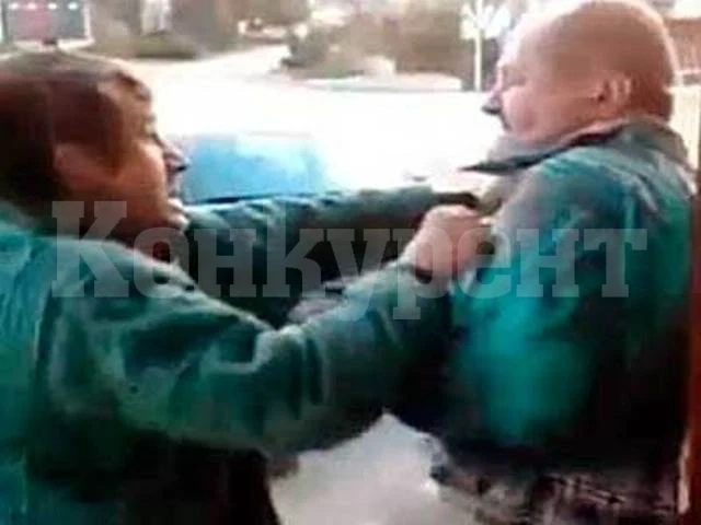 Побой! Пенсионери се млатиха, единият е в болница