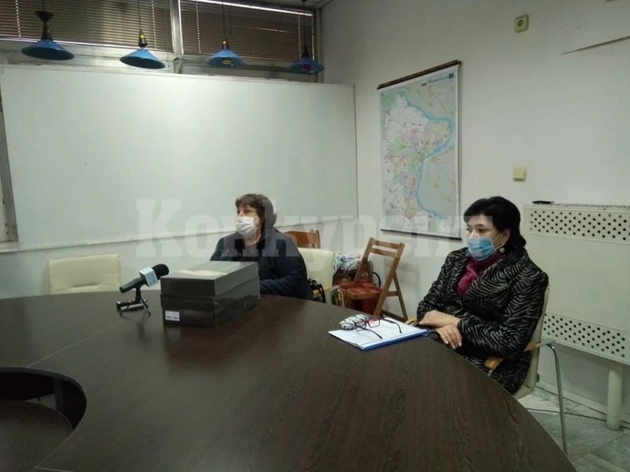 Община Видин закупи 10 лаптопа за деца и младежи от социални центрове