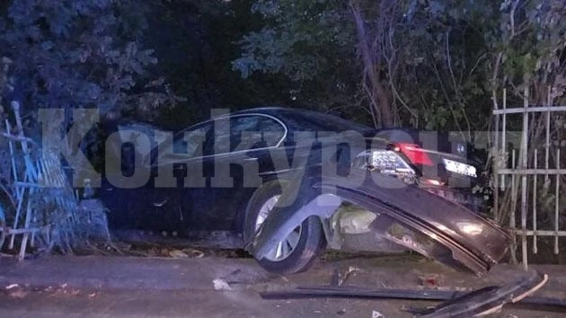 Пиян с „БМВ“ се заби в ограда
