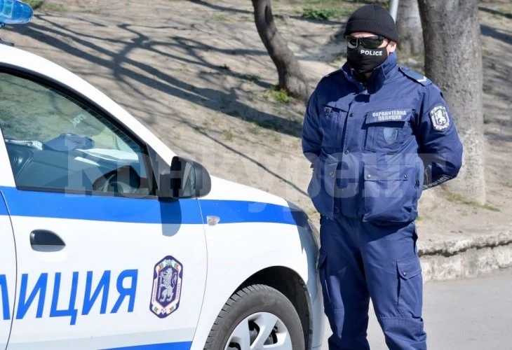 Бургазлийка под карантина разказа за трогателен жест на полицай