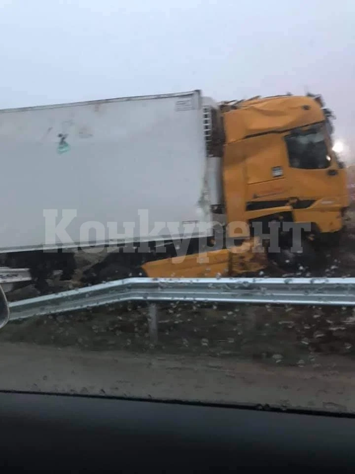 Катастрофа с ТИР затапи Е-79 край Монтана
