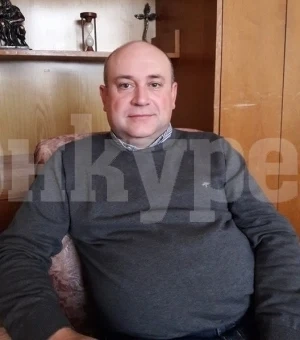 Пазят зрителите на концерт чрез бактерицидни лампи
