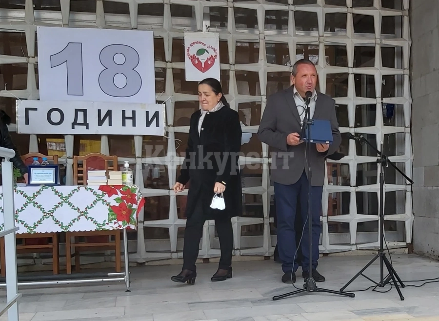 Раздадоха награди на инженер и учител на годината СНИМКИ