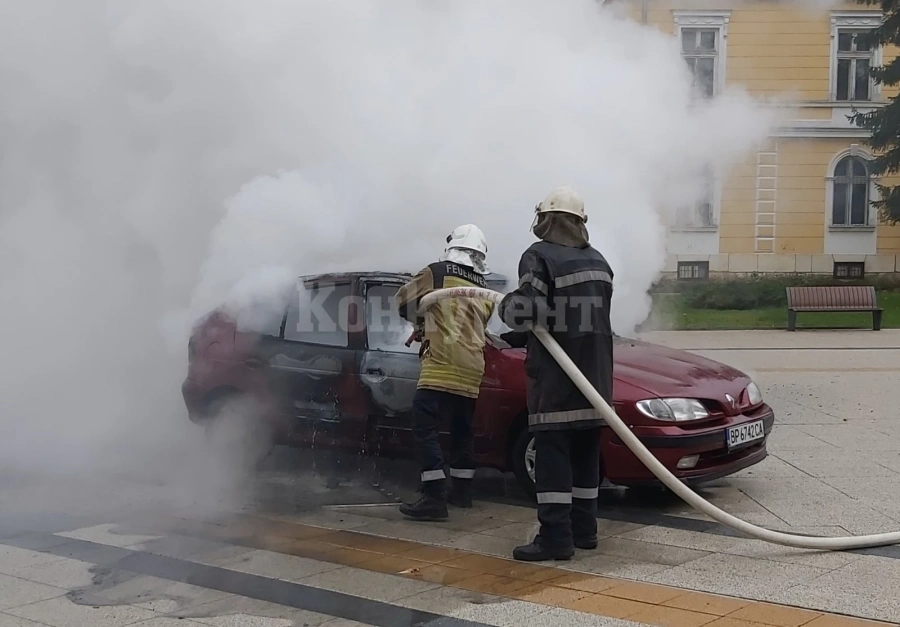 Защитата на Веселин, който запали колата си в центъра на Враца, ще обжалва ареста му