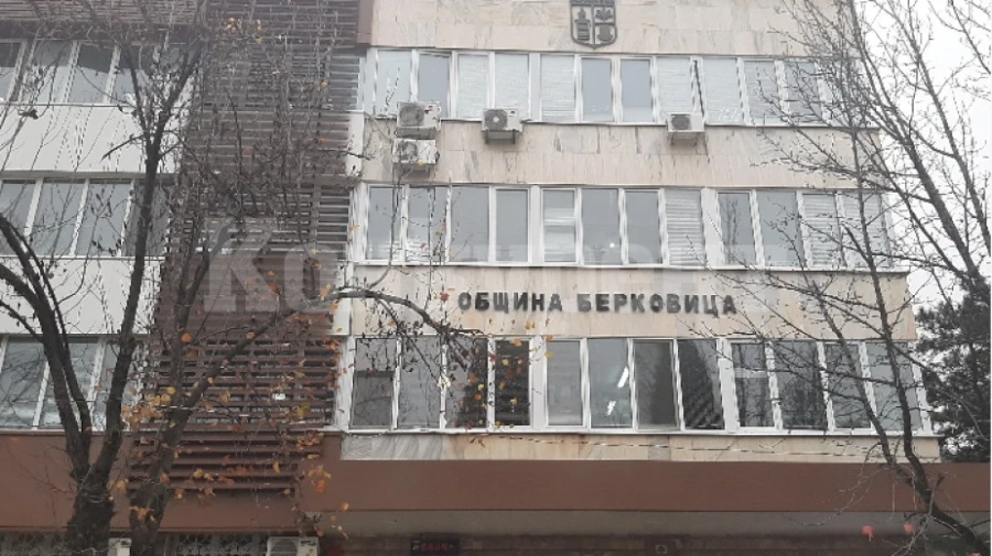 Заради COVID-19! Берковица разкри горещи телефонни линии