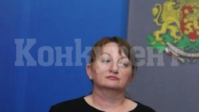 Министър Сачева обясни механизма за помощ на засегнатите от затягането на мерките