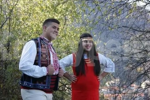 Елизабет Виталиева и Сава Чиплич с дуетна песен за празниците СНИМКИ и ВИДЕО