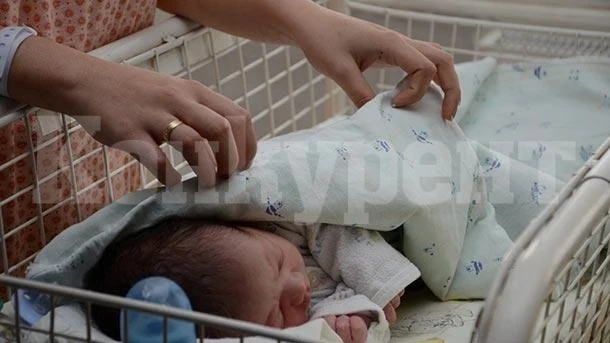 Родилното във видинската болница отваря врати, млад специалист попълни състава