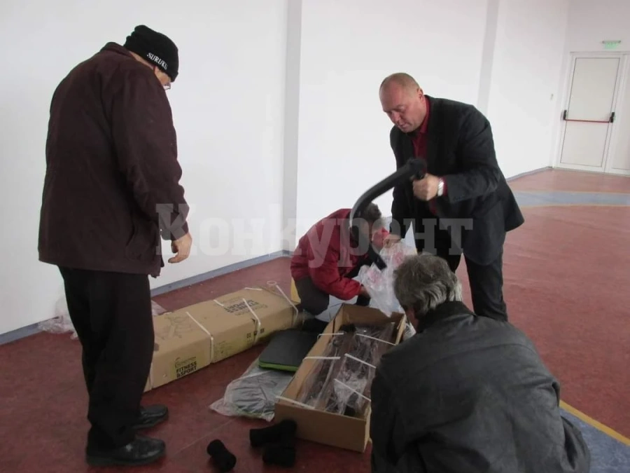 Зала за фитнес има на стадиона в Ружинци