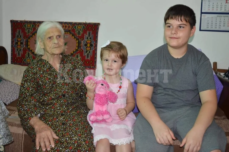 Столетницата Тодора Зафирова от Ивайловград е най-възрастният човек в Мездра 