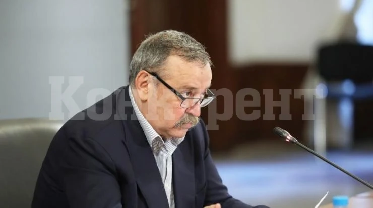 Проф. Кантарджиев: Януари ще имаме първия ваксиниран ВИДЕО