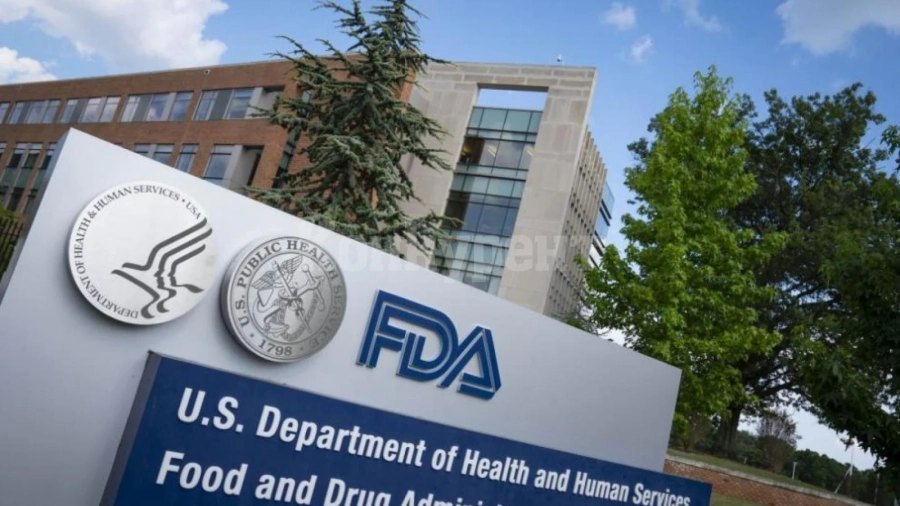 В САЩ очакват ваксинацията с Pfizer-BioNTecH да стартира от понеделник