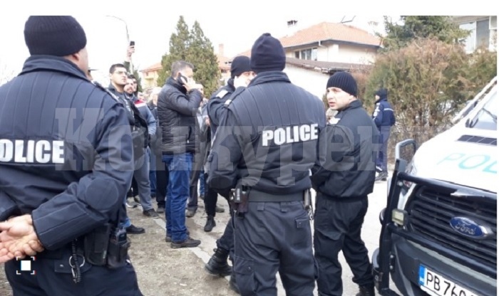 Във врачанско почерня от полиция