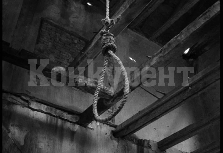 Трагедия: Майка откри обесен сина си в Баничан