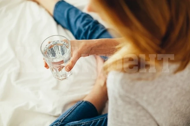 Чаша топла вода на гладно - 10 невероятни неща, които се случват с тялото