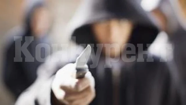 Разследването на грабежа във фирма за кредити продължава