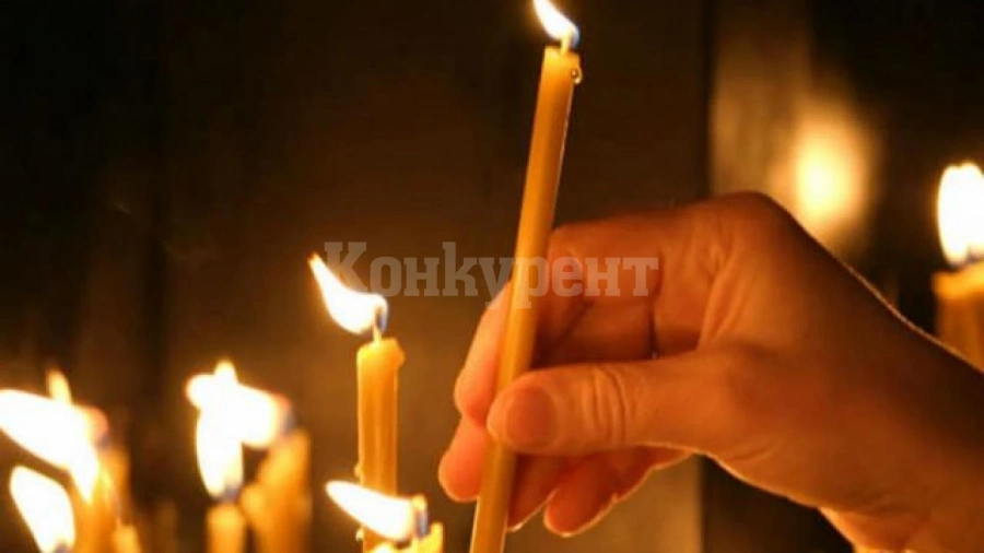 Свещи подпалиха църква