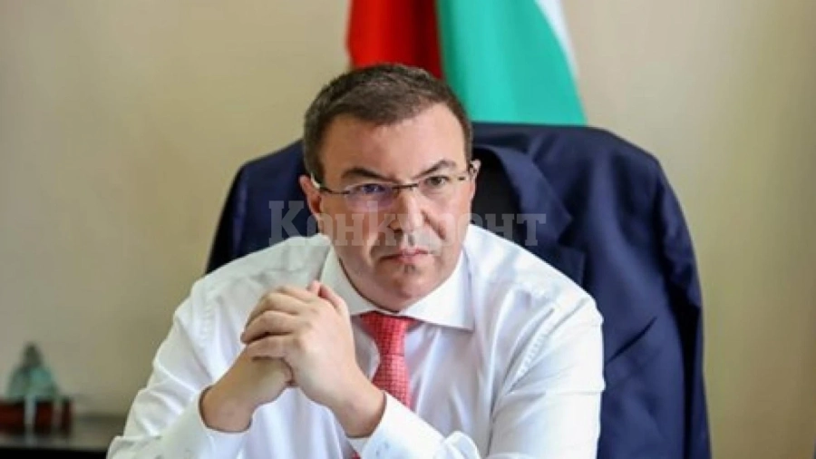 Ангелов поряза ресторантите в хотелите, без празненства до полунощ за ЧНГ