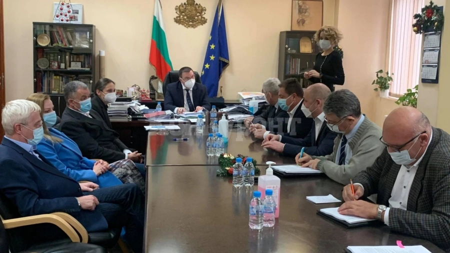 Здравната каза ще заплаща роботизирано лечение на онкологични заболявания