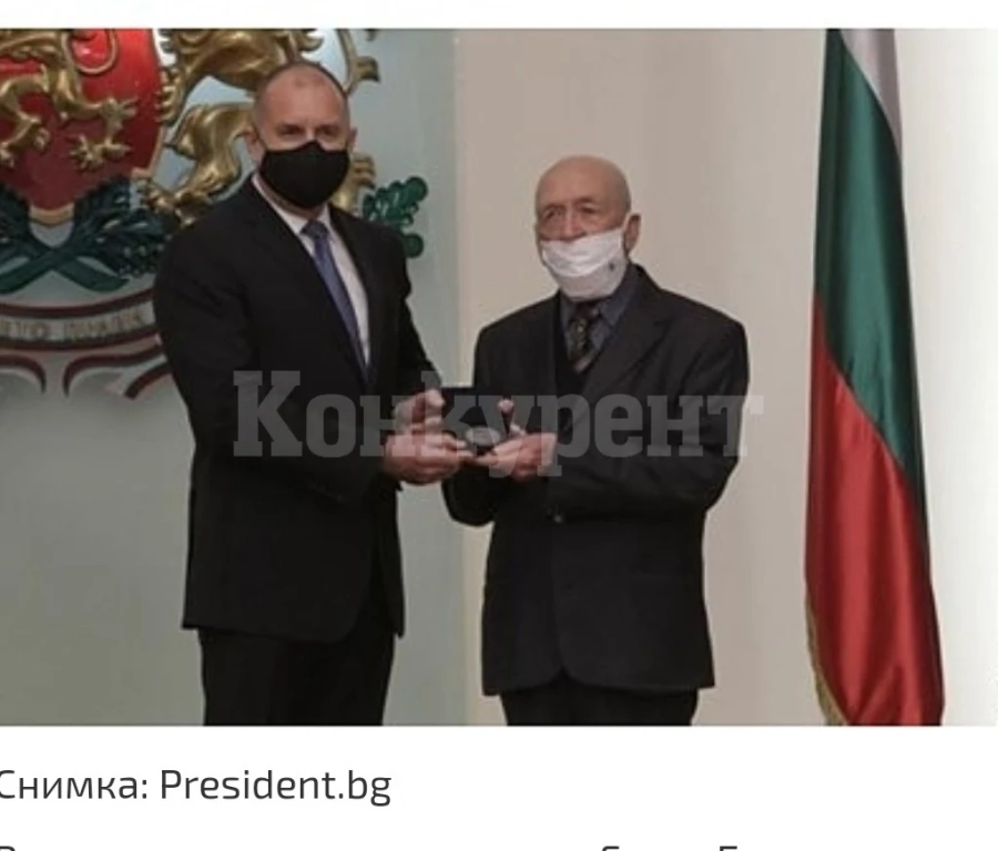 Президентът отличи наш учен