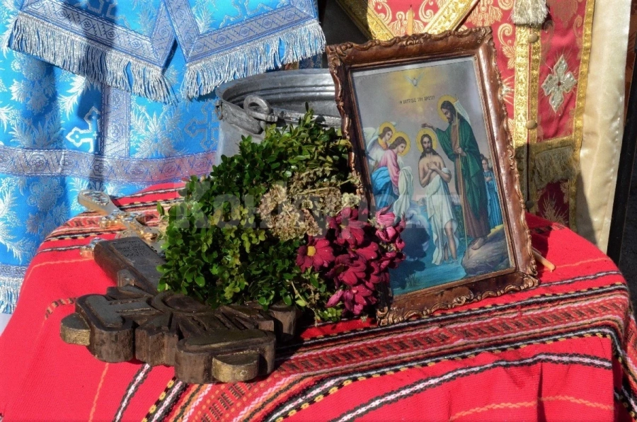 Хиляди празнуват на Йордановден и Ивановден в община Видин